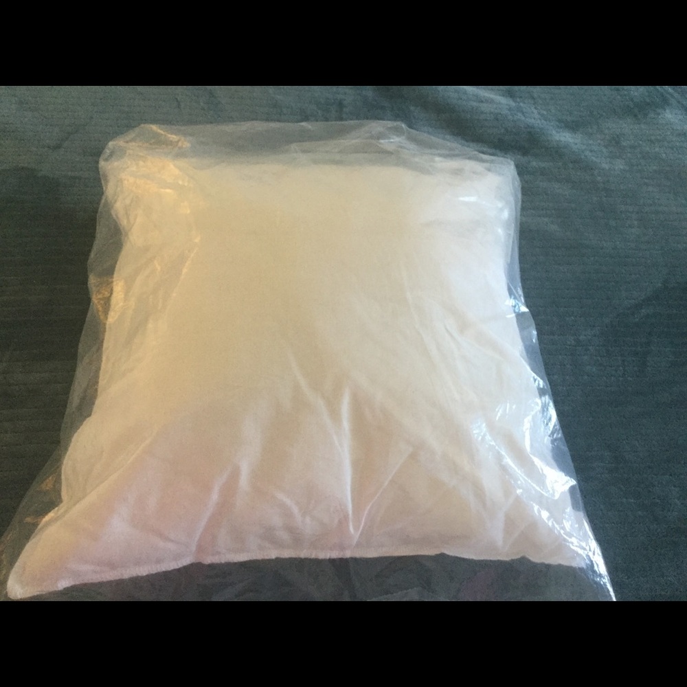 16” x 16” pillow insert